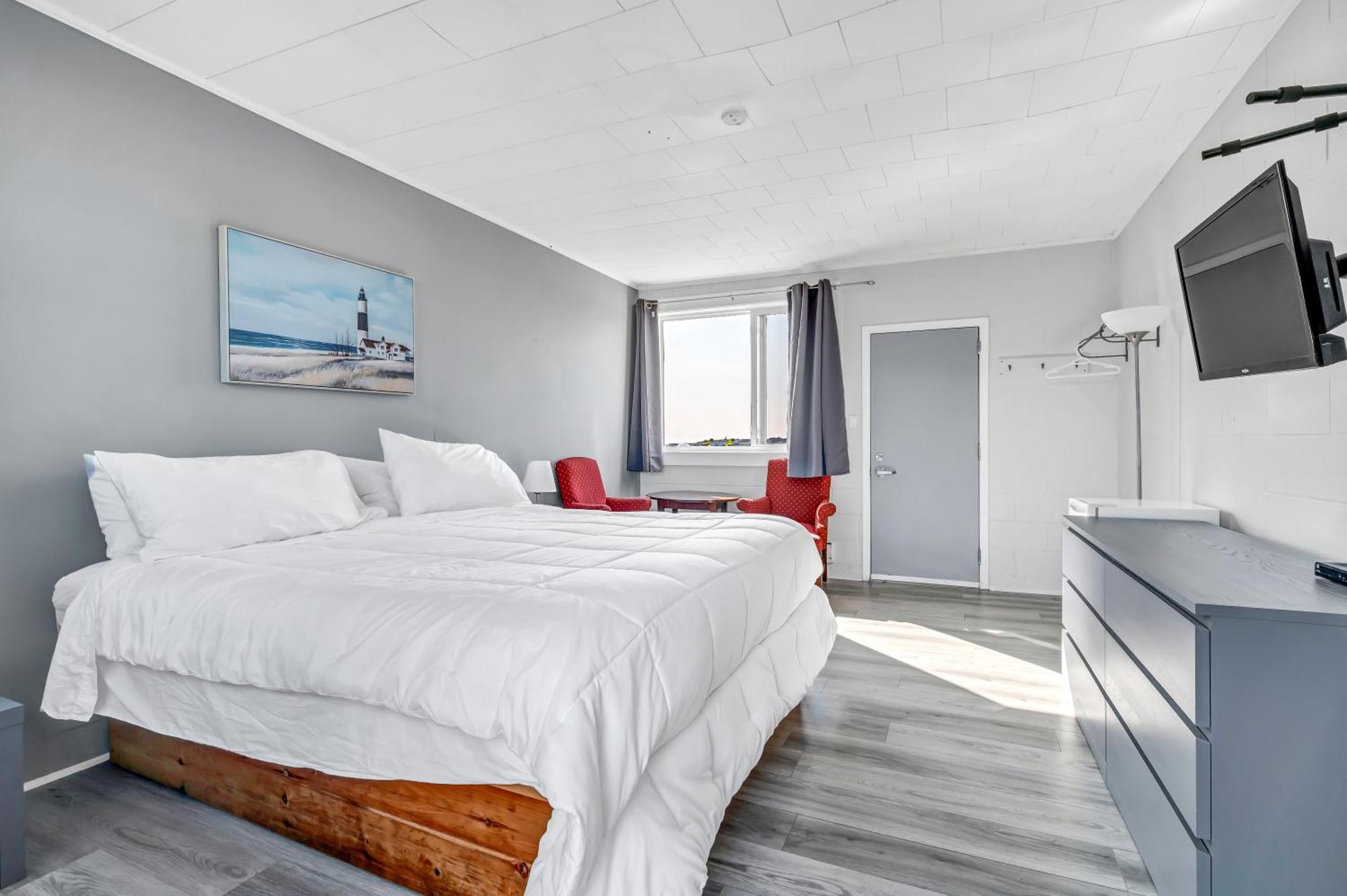 Cape View Motel & Cottages Mavilette Room photo