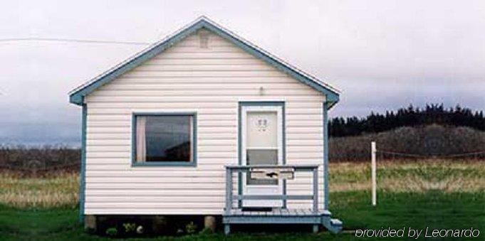 Cape View Motel & Cottages Mavilette Exterior photo